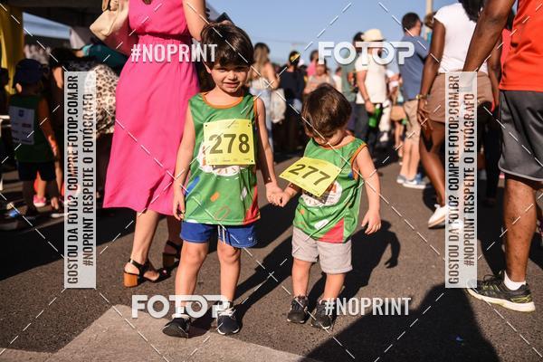 Buy your photos of the eventCorrida Kids Boulevard on Fotop