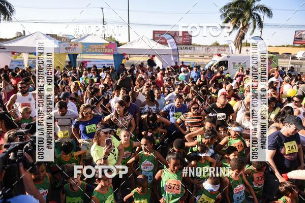 Buy your photos of the eventCorrida Kids Boulevard on Fotop