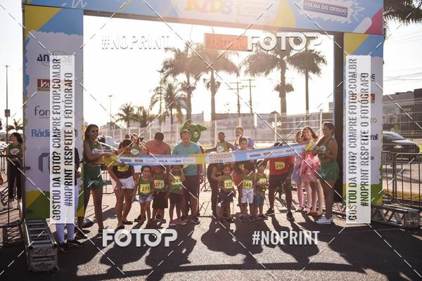 Buy your photos of the eventCorrida Kids Boulevard on Fotop