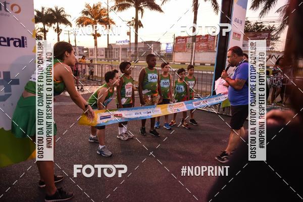 Buy your photos of the eventCorrida Kids Boulevard on Fotop