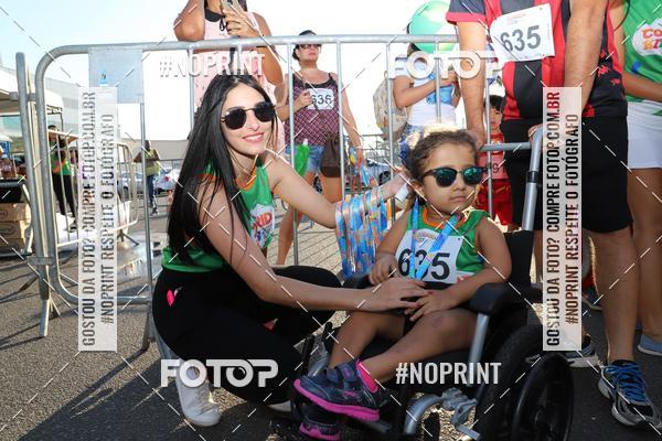 Buy your photos of the eventCorrida Kids Boulevard on Fotop