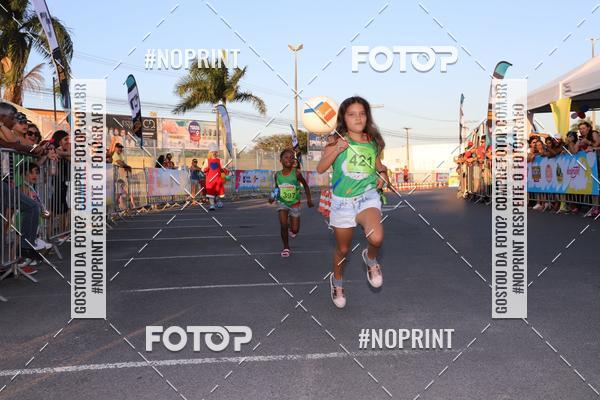 Buy your photos of the eventCorrida Kids Boulevard on Fotop