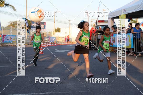 Buy your photos of the eventCorrida Kids Boulevard on Fotop