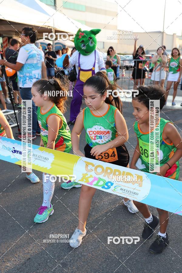 Buy your photos of the eventCorrida Kids Boulevard on Fotop