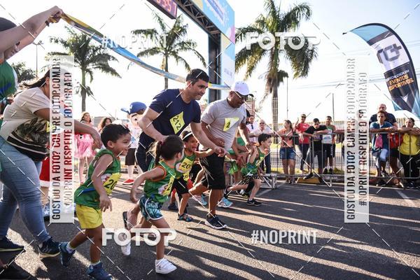 Buy your photos of the eventCorrida Kids Boulevard on Fotop