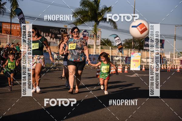 Buy your photos of the eventCorrida Kids Boulevard on Fotop