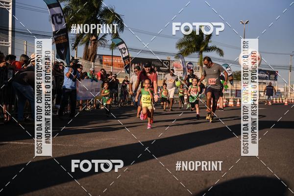 Buy your photos of the eventCorrida Kids Boulevard on Fotop