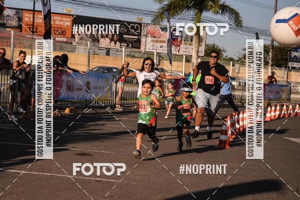 Buy your photos of the eventCorrida Kids Boulevard on Fotop