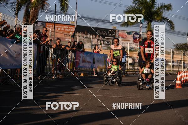 Buy your photos of the eventCorrida Kids Boulevard on Fotop