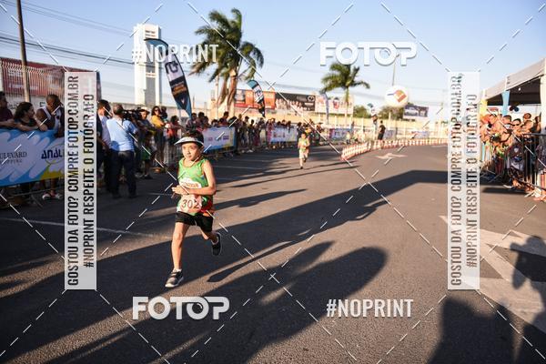 Buy your photos of the eventCorrida Kids Boulevard on Fotop