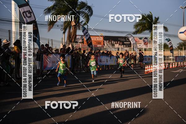 Buy your photos of the eventCorrida Kids Boulevard on Fotop