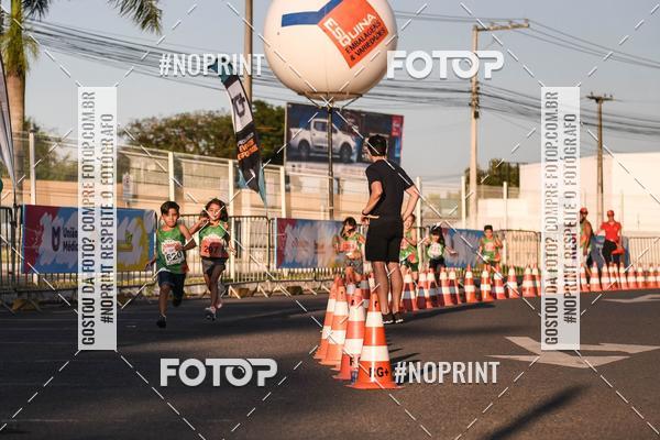 Buy your photos of the eventCorrida Kids Boulevard on Fotop