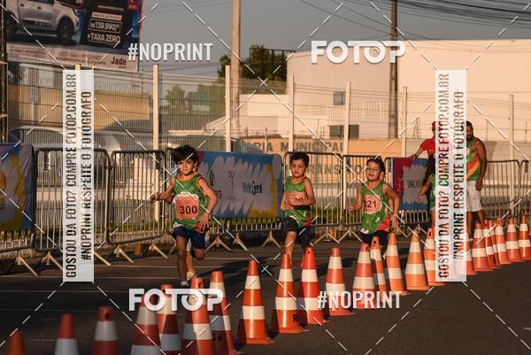 Buy your photos of the eventCorrida Kids Boulevard on Fotop