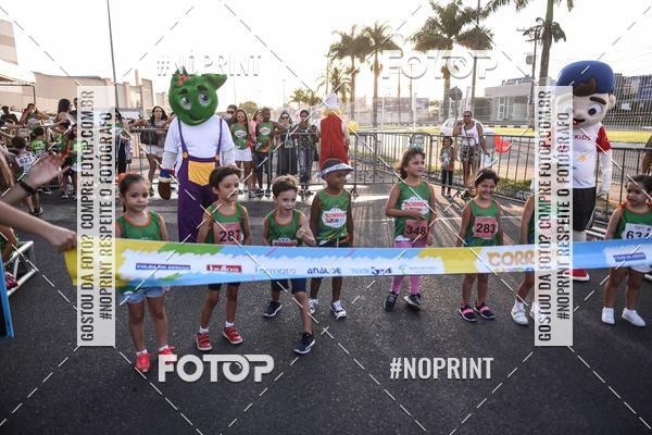 Buy your photos of the eventCorrida Kids Boulevard on Fotop