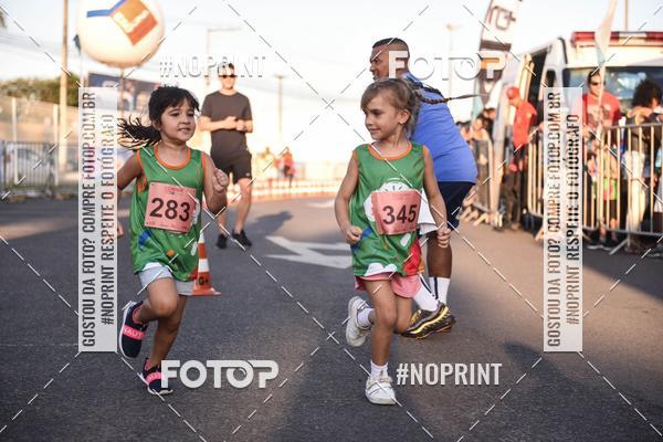 Buy your photos of the eventCorrida Kids Boulevard on Fotop