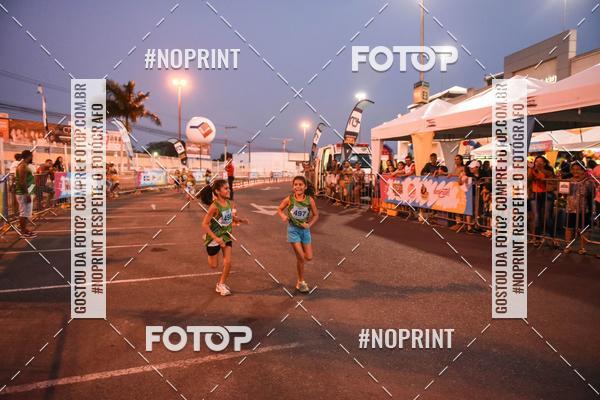 Buy your photos of the eventCorrida Kids Boulevard on Fotop