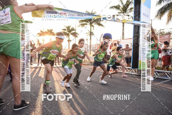 Buy your photos of the eventCorrida Kids Boulevard on Fotop