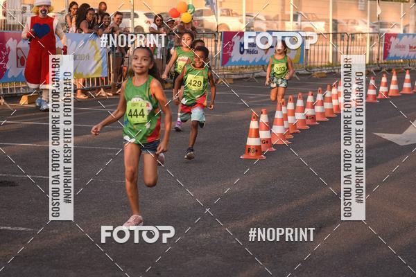 Buy your photos of the eventCorrida Kids Boulevard on Fotop