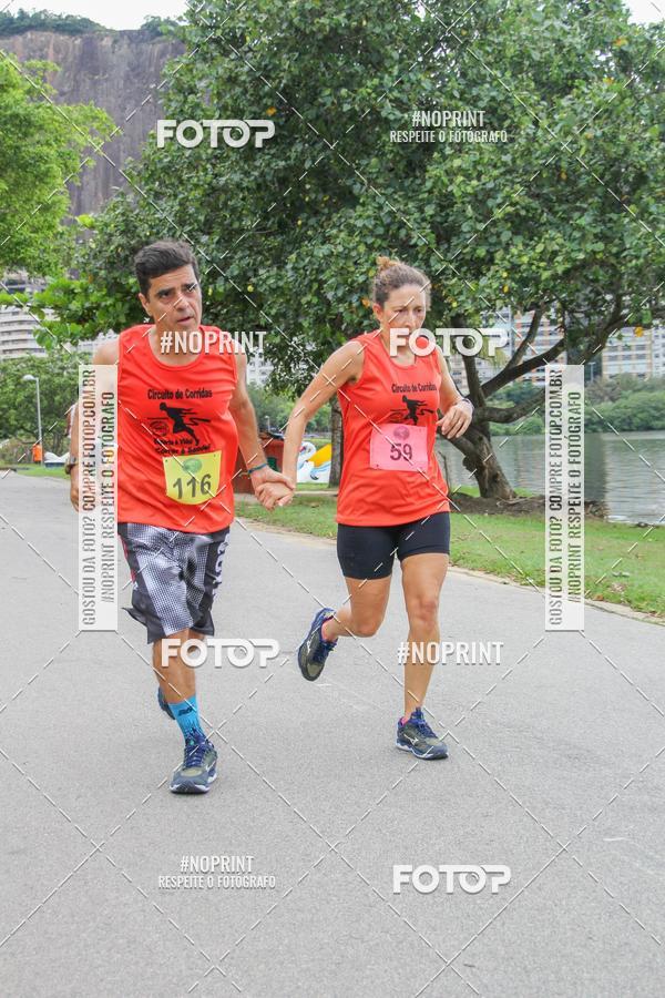 Buy your photos of the event14 Corrida e Caminhada de Casais da Lagoa Rodrigo de Freitas on Fotop