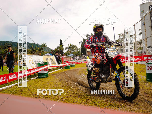 Buy your photos of the eventKing OFF Jungle 2019 on Fotop