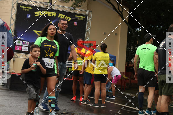 Buy your photos of the eventCorrida Super Run on Fotop