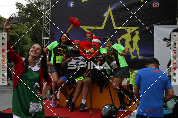 Achetez vos photos de l'vnementCorrida Super Run sur Fotop