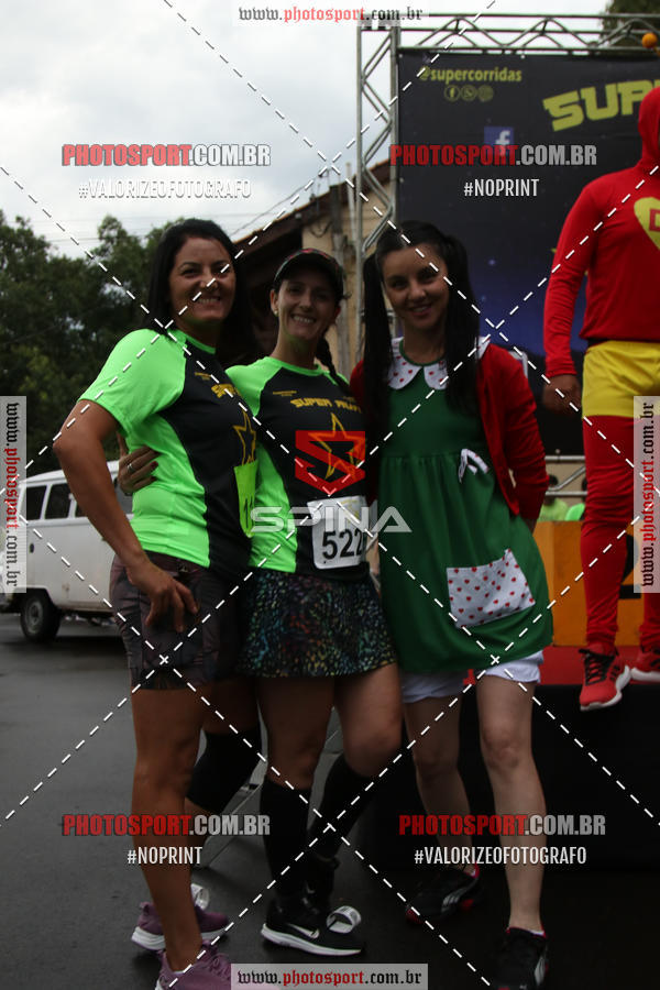 Achetez vos photos de l'vnementCorrida Super Run sur Fotop