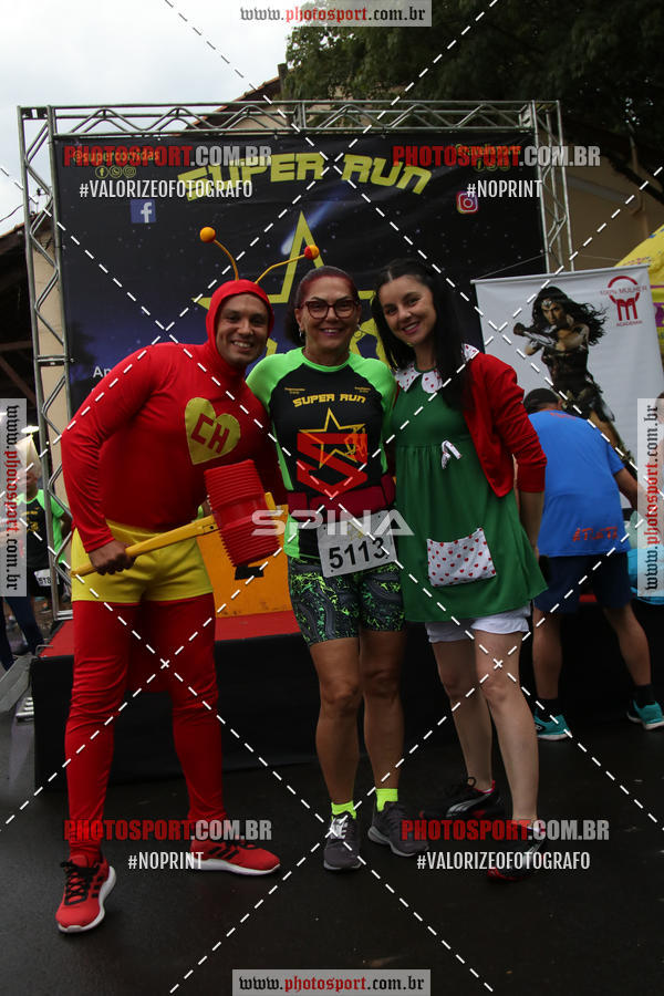 Achetez vos photos de l'vnementCorrida Super Run sur Fotop