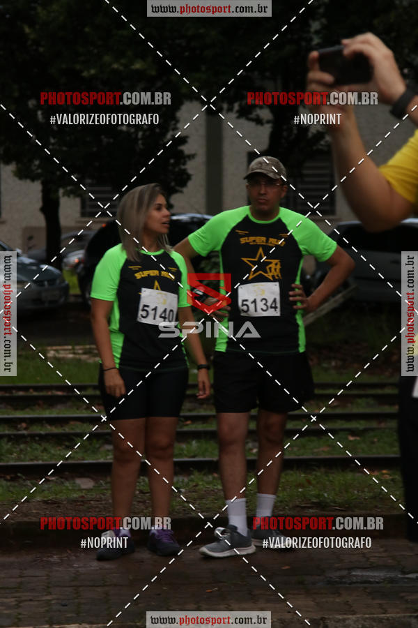 Achetez vos photos de l'vnementCorrida Super Run sur Fotop