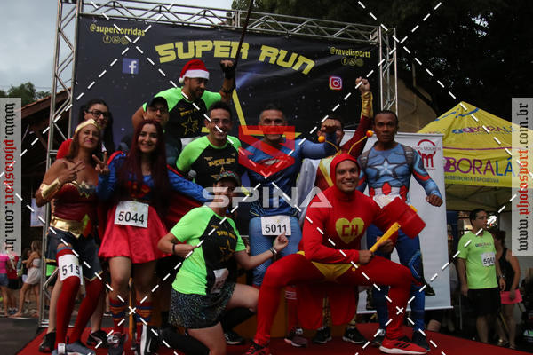 Achetez vos photos de l'vnementCorrida Super Run sur Fotop