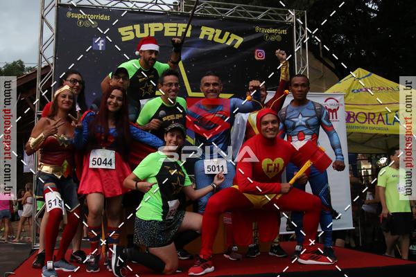 Achetez vos photos de l'vnementCorrida Super Run sur Fotop