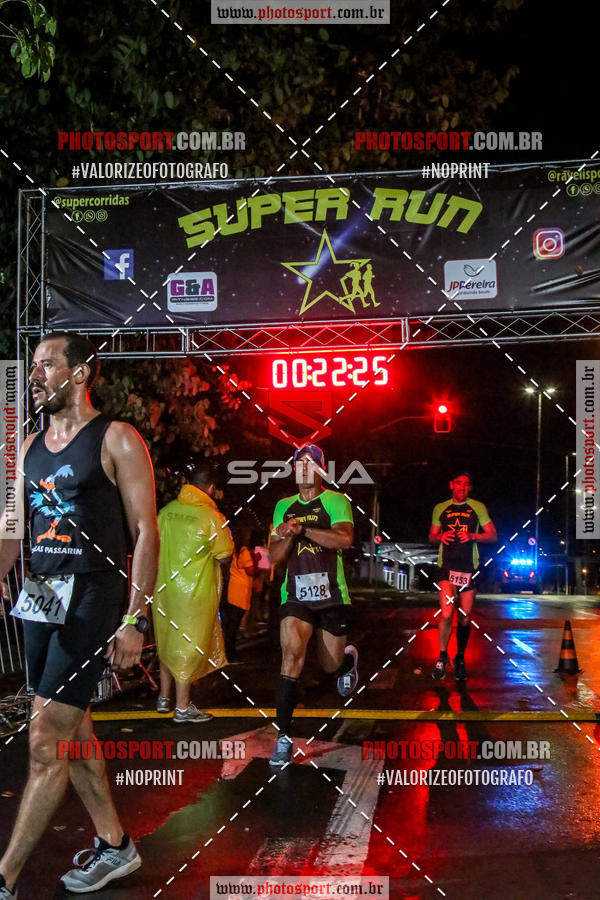 Buy your photos of the eventCorrida Super Run on Fotop