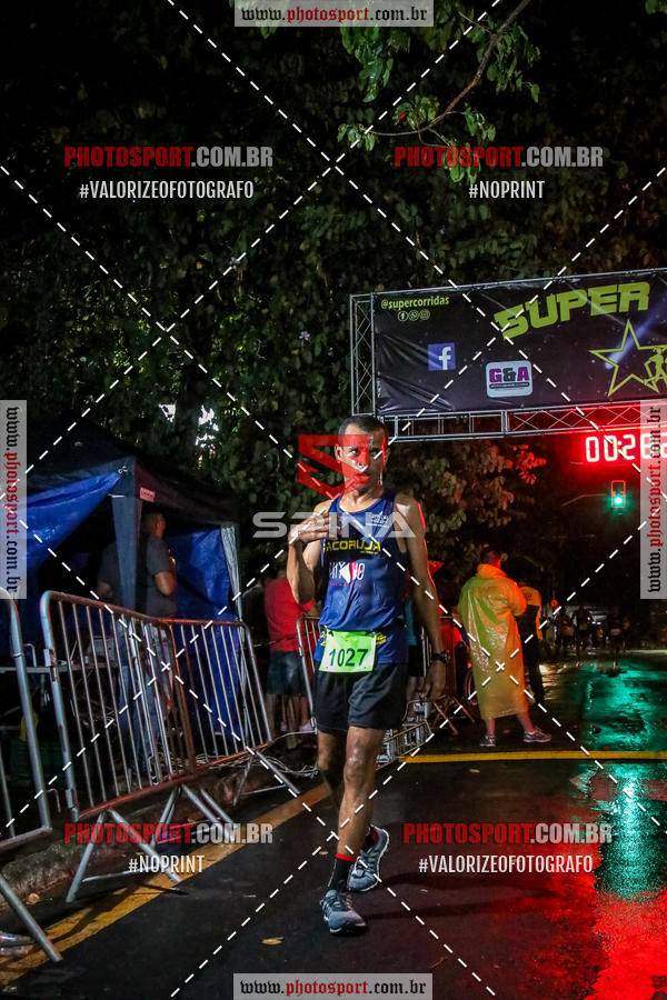 Achetez vos photos de l'vnementCorrida Super Run sur Fotop