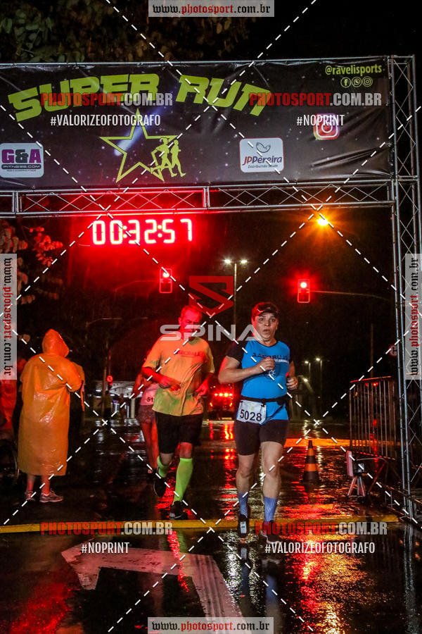 Buy your photos of the eventCorrida Super Run on Fotop