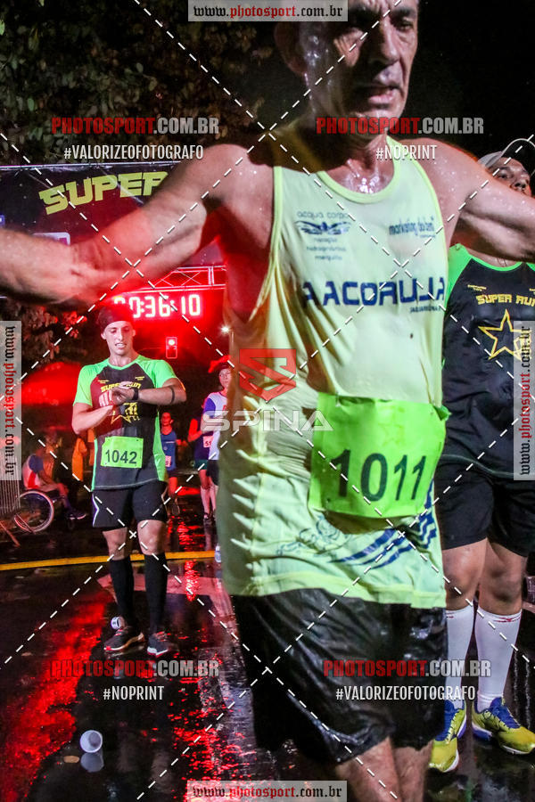 Achetez vos photos de l'vnementCorrida Super Run sur Fotop