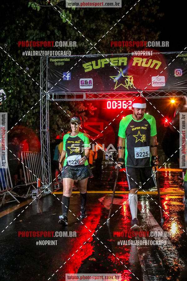 Buy your photos of the eventCorrida Super Run on Fotop
