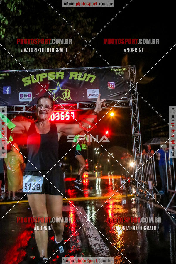 Buy your photos of the eventCorrida Super Run on Fotop