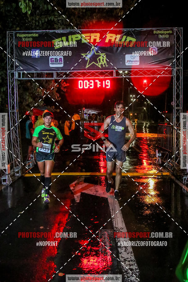 Buy your photos of the eventCorrida Super Run on Fotop