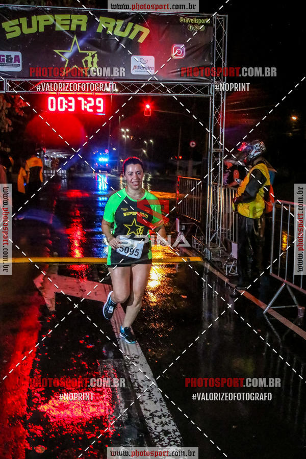 Buy your photos of the eventCorrida Super Run on Fotop