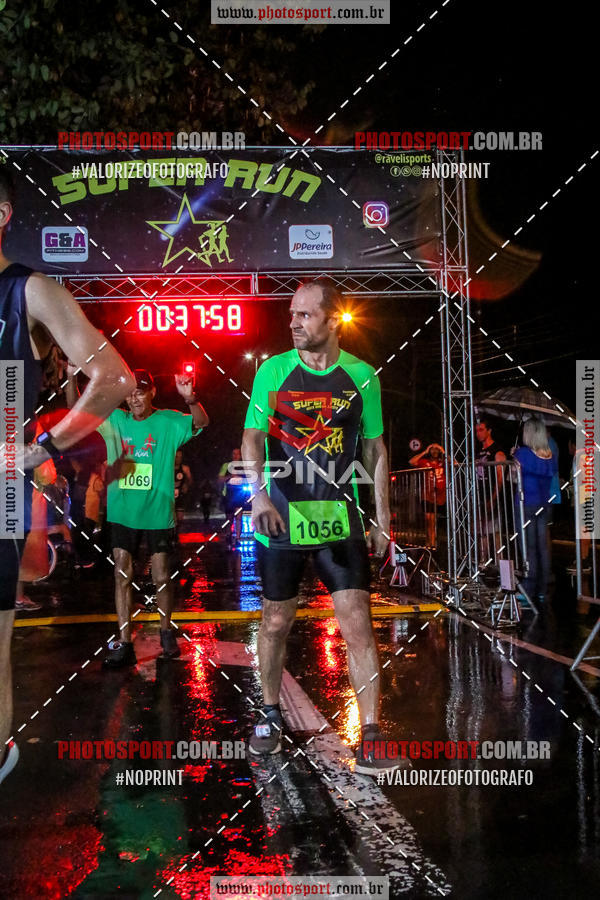 Buy your photos of the eventCorrida Super Run on Fotop