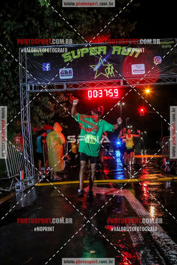Buy your photos of the eventCorrida Super Run on Fotop
