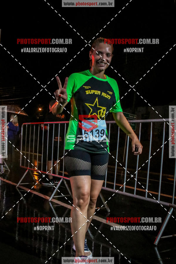 Achetez vos photos de l'vnementCorrida Super Run sur Fotop