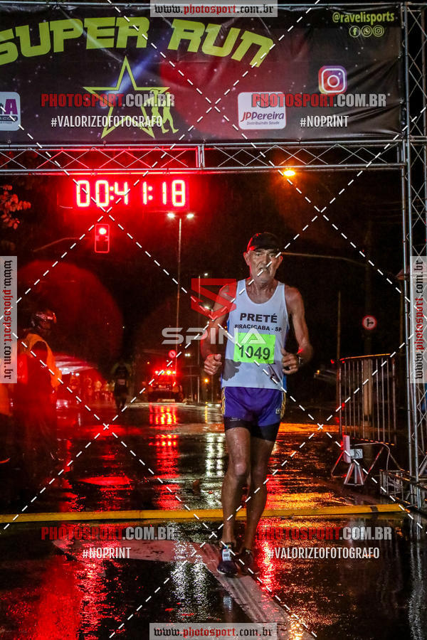 Compre as suas fotos do eventoCorrida Super Run no Fotop