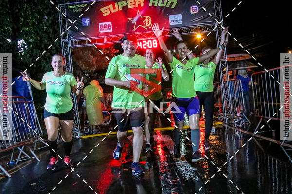 Buy your photos of the eventCorrida Super Run on Fotop