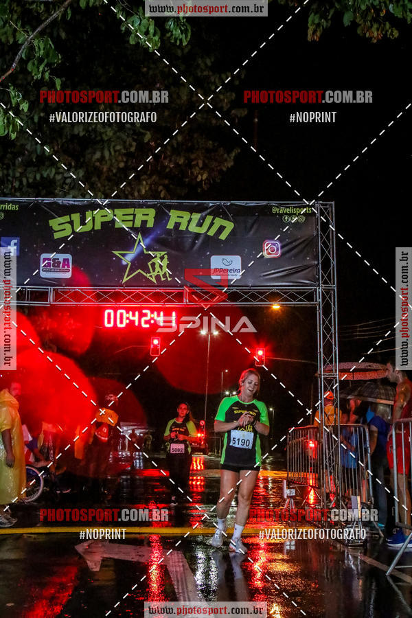 Buy your photos of the eventCorrida Super Run on Fotop
