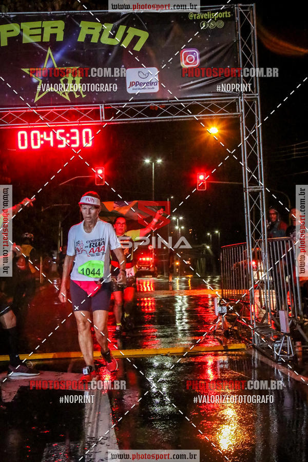 Buy your photos of the eventCorrida Super Run on Fotop