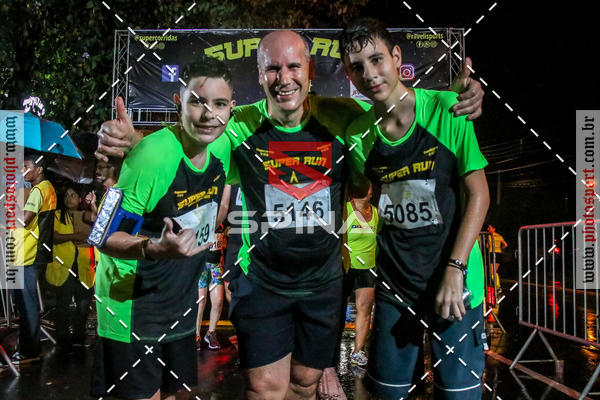 Buy your photos of the eventCorrida Super Run on Fotop