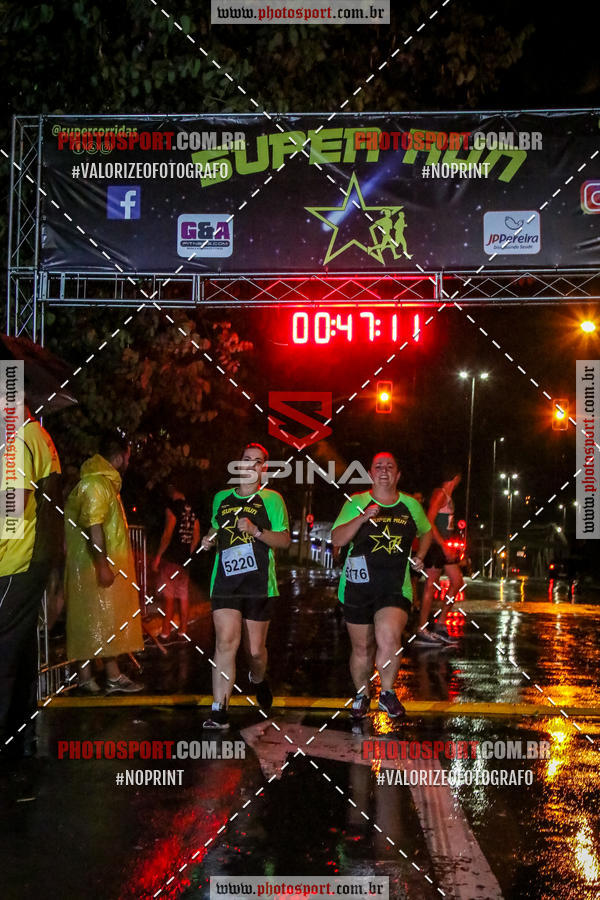 Buy your photos of the eventCorrida Super Run on Fotop