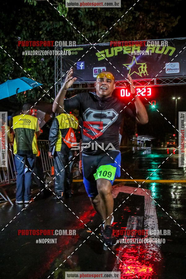 Buy your photos of the eventCorrida Super Run on Fotop