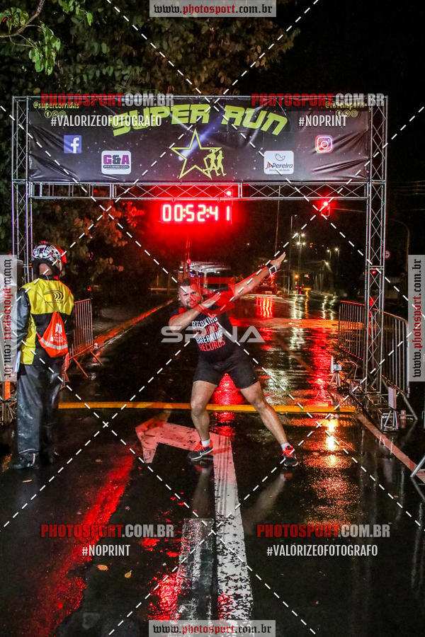 Buy your photos of the eventCorrida Super Run on Fotop